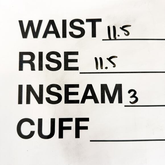 Veronica Beard Jaylen Denim High Rise Pelated Shorts in Waterfall Blue - 23 000 - Picture 7 of 8